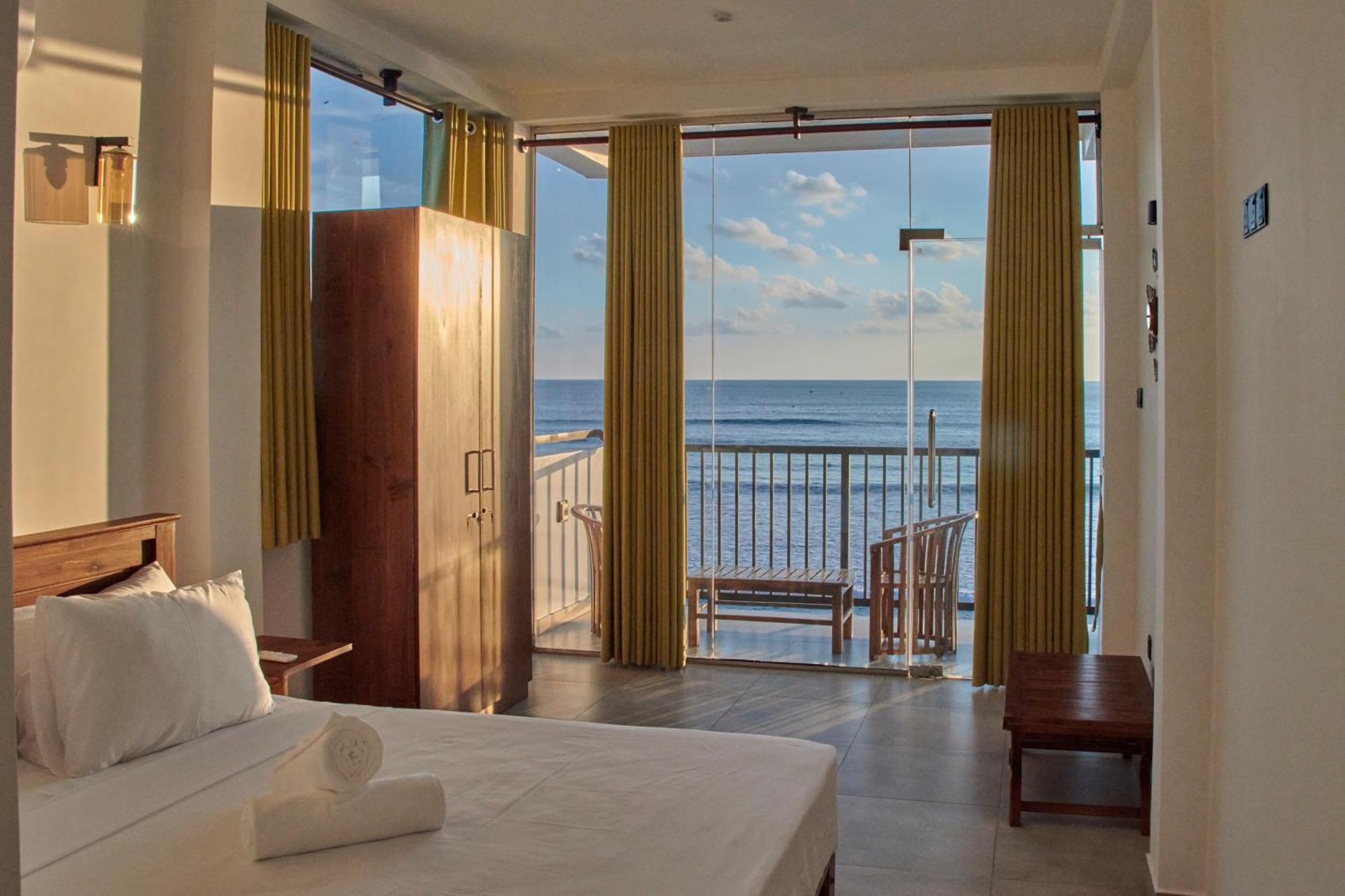 Kings Bay Beach Resort Galle Exterior foto