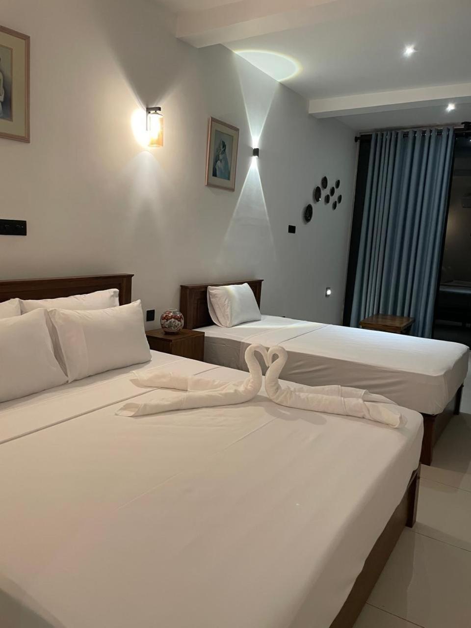 Kings Bay Beach Resort Galle Exterior foto