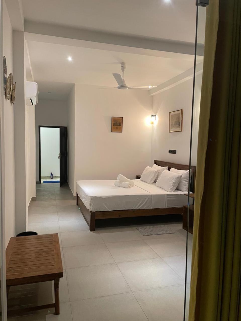 Kings Bay Beach Resort Galle Exterior foto