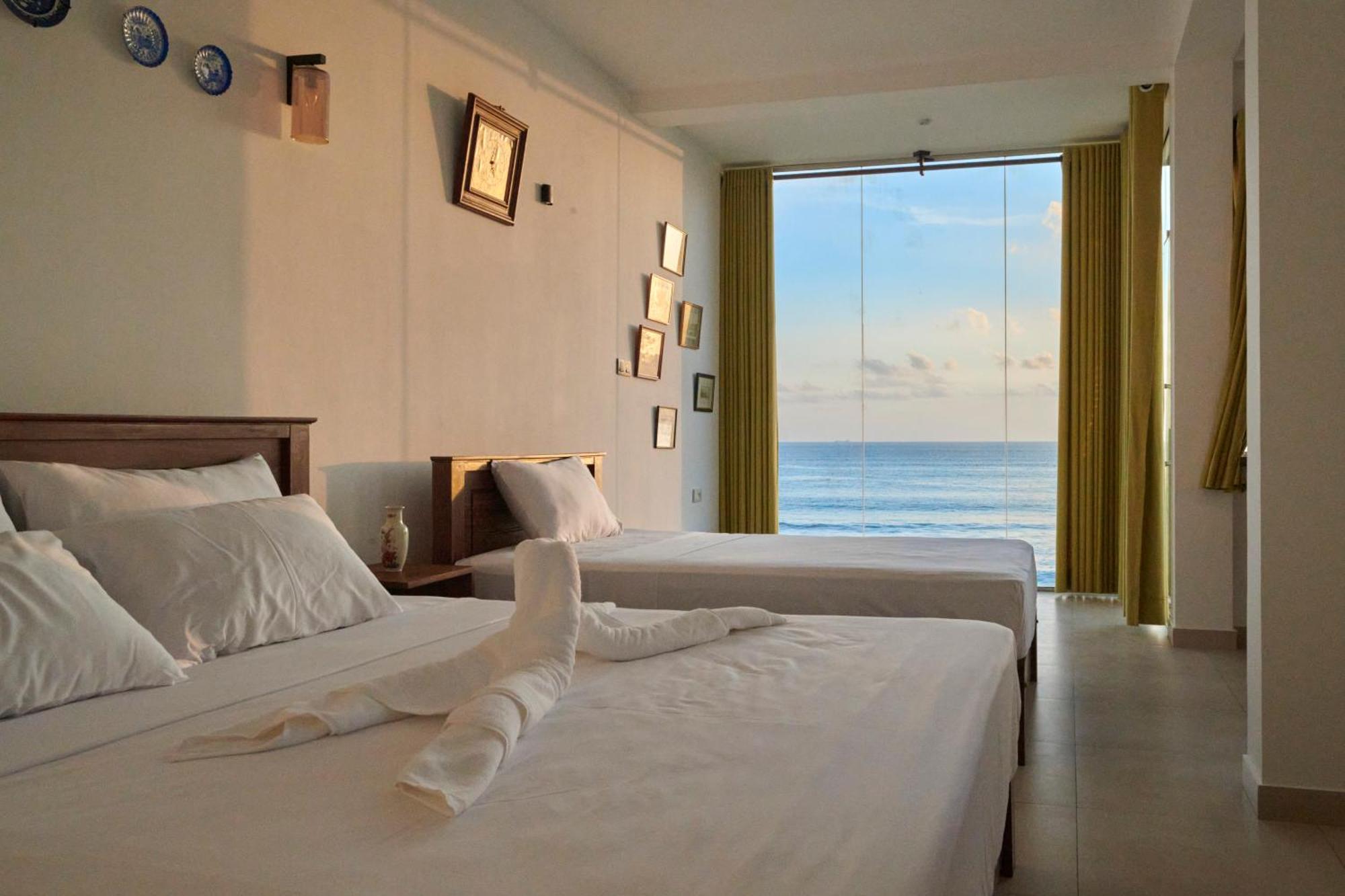 Kings Bay Beach Resort Galle Exterior foto